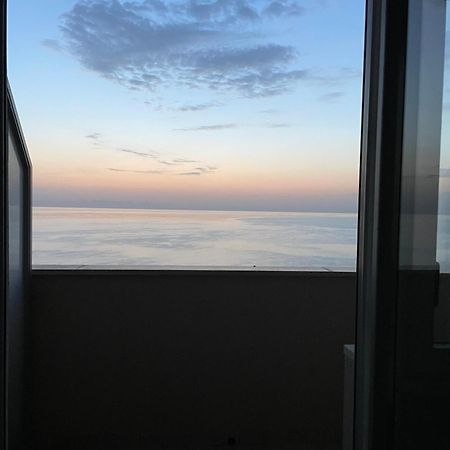 Il Balcone Sul Mare Leilighet Porto Recanati Eksteriør bilde
