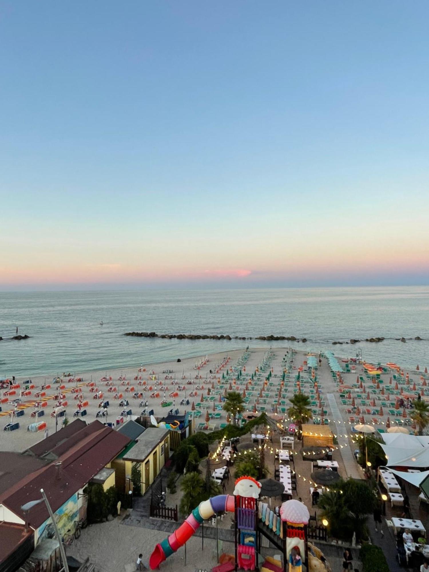 Il Balcone Sul Mare Leilighet Porto Recanati Eksteriør bilde